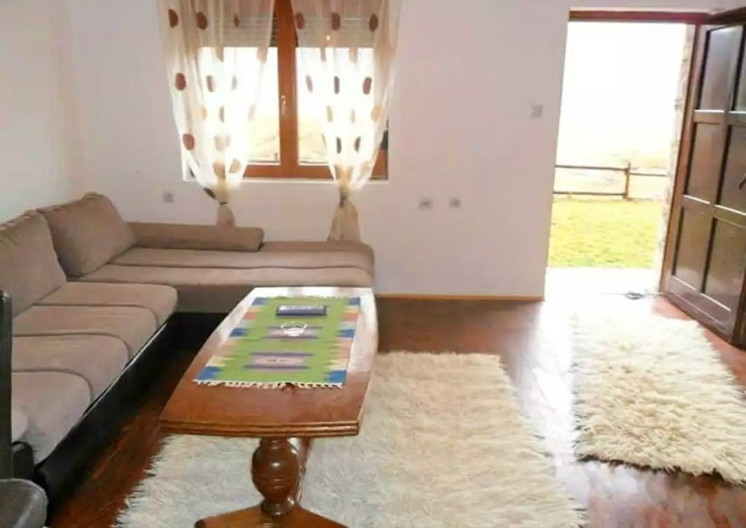 House 320m² in Montenegro, Zabljak. Priced at 500000€ rent photo-6