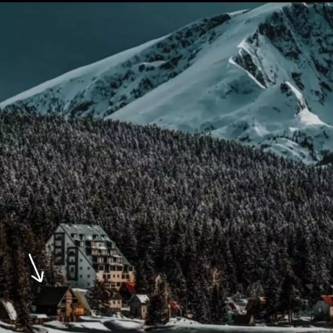 House 320m² in Montenegro, Zabljak. Priced at 500000€ rent photo-7