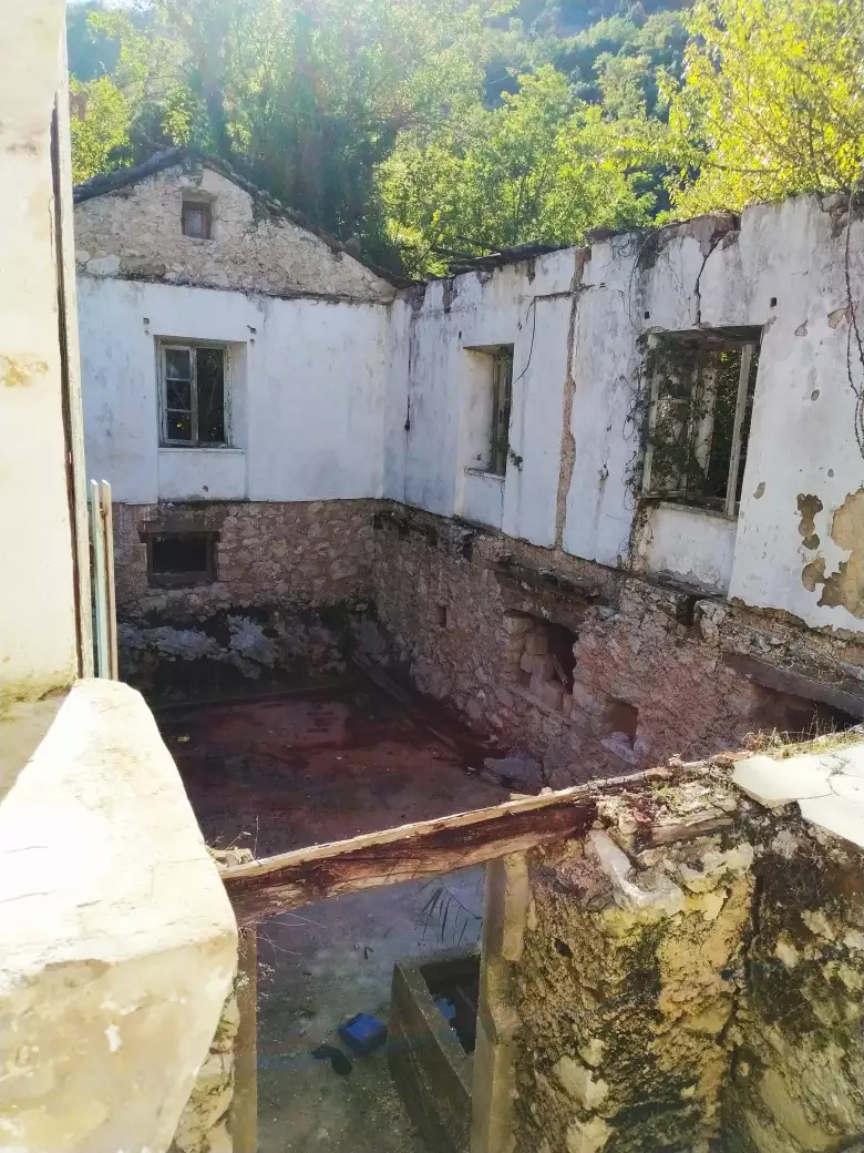 House 210m² in Montenegro, Lake Skadar. Priced at 265000€ rent photo-17