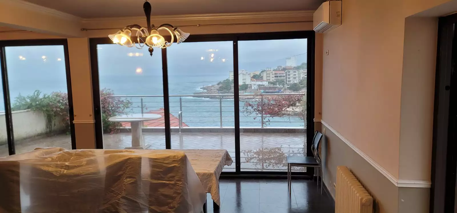 Villa 350m² in Montenegro, Utjeha. Priced at 690000€ rent photo-4
