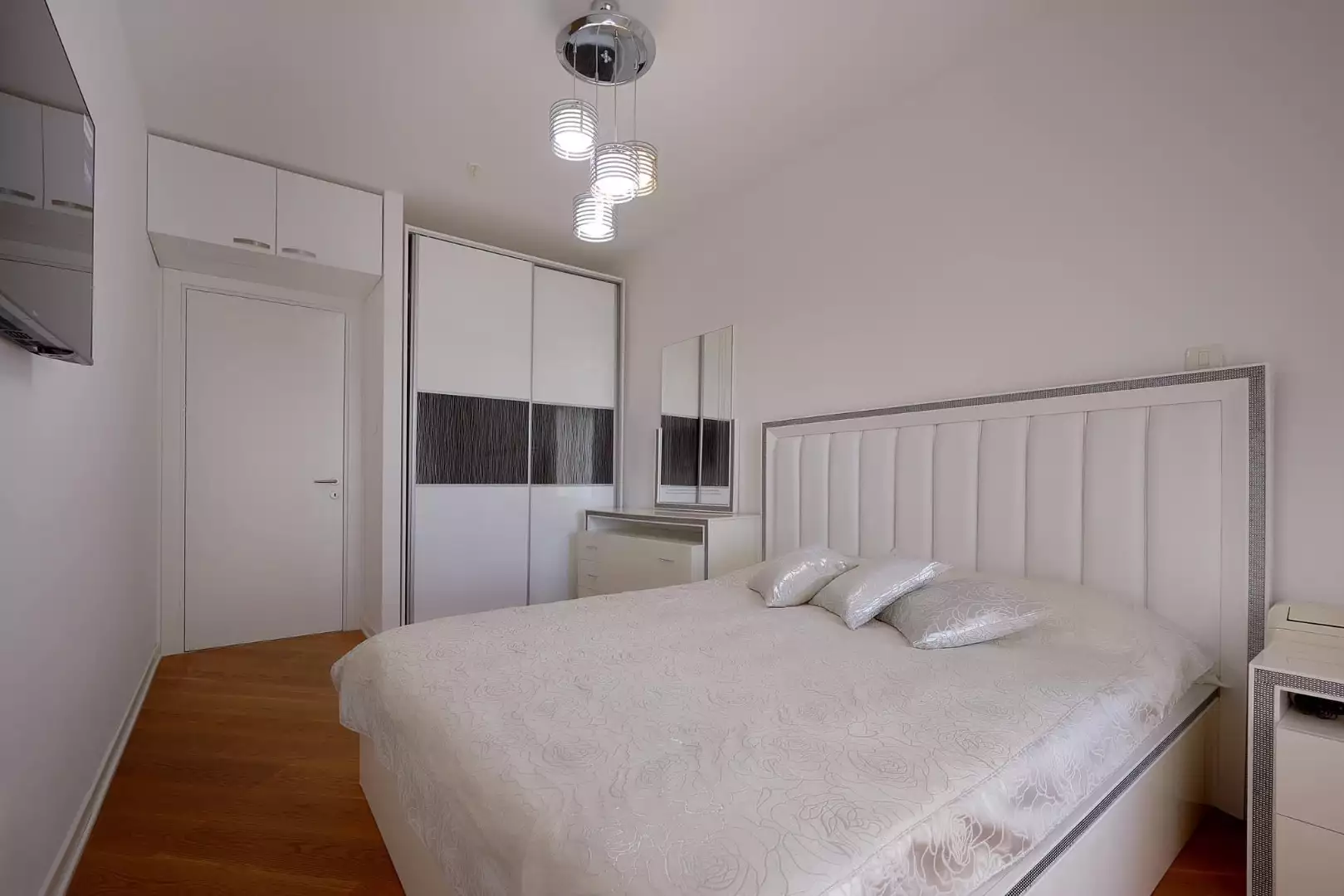 Flat 67m² in Montenegro, Budva. Priced at 260000€ rent photo-16