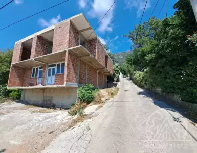 Buy in Montenegro for 200000€