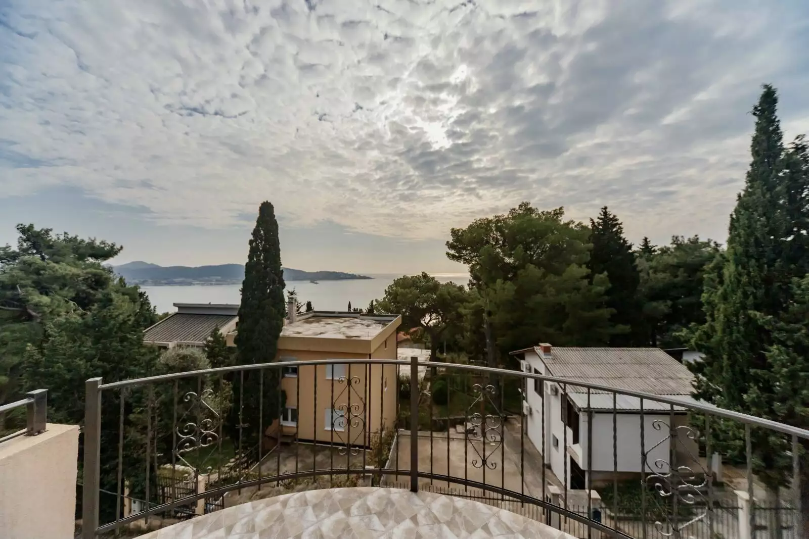 House 180m² in Montenegro, Bar. Priced at 270000€ rent photo-1