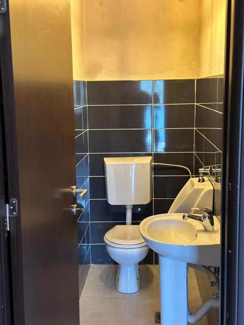 Hotels 400m² in Montenegro, Danilovgrad. Priced at 280000€ rent photo-8