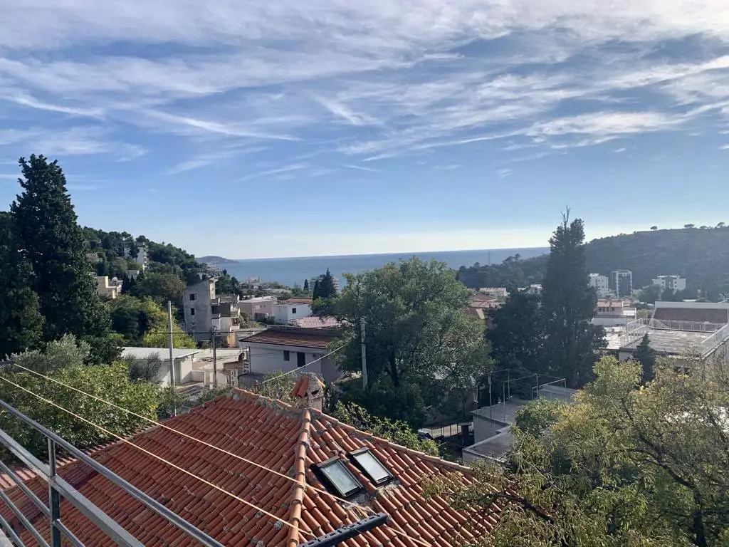 Villa 400m² in Montenegro, Sutomore. Priced at 600000€ rent photo-2