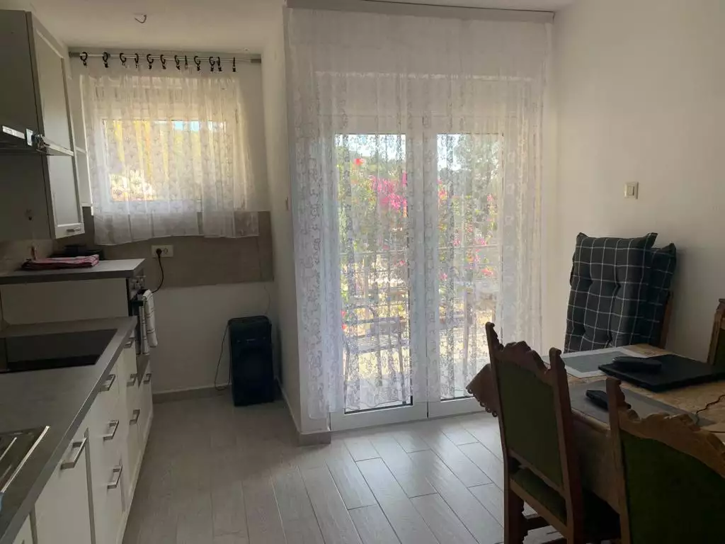 Villa 400m² in Montenegro, Sutomore. Priced at 600000€ rent photo-16
