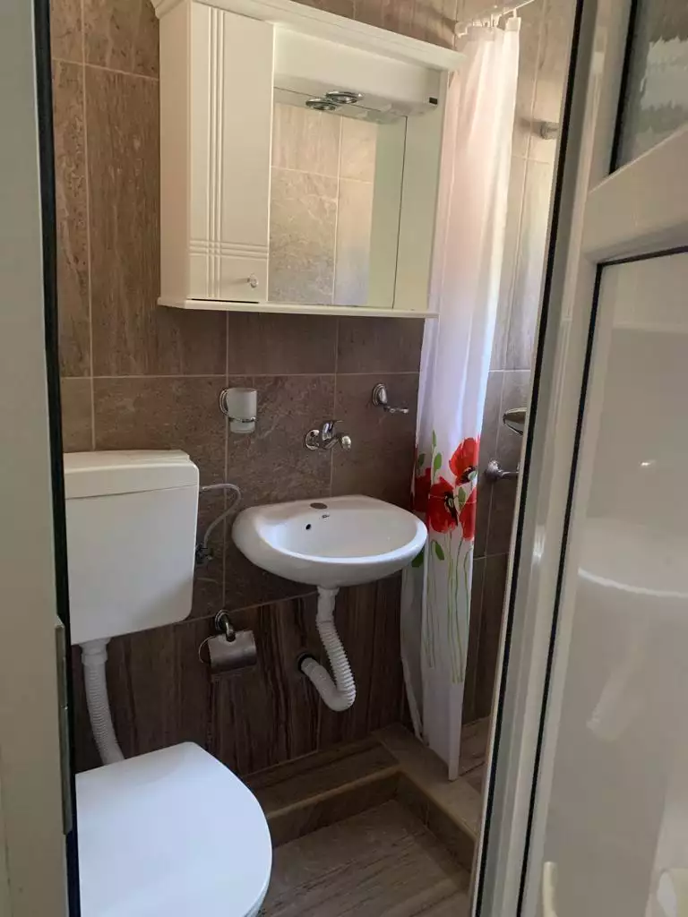 Villa 400m² in Montenegro, Sutomore. Priced at 600000€ rent photo-28