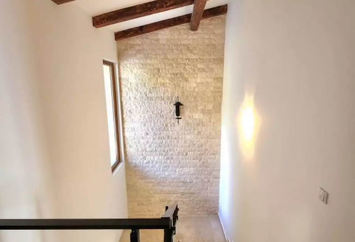 Villa 199m² in Montenegro, Budva. Priced at 750000€ rent photo-6