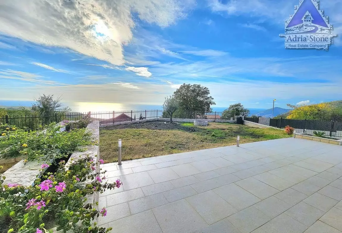 Villa 199m² in Montenegro, Budva. Priced at 750000€ rent photo-8