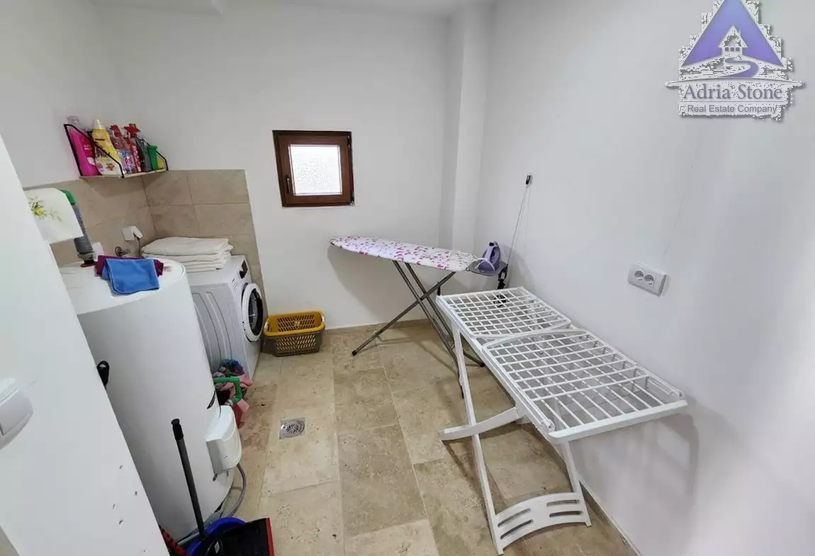 Villa 199m² in Montenegro, Budva. Priced at 750000€ rent photo-14