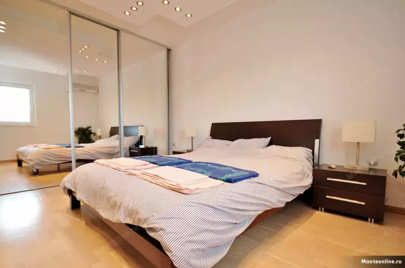 Villa 350m² in Montenegro, Tivat. Priced at 795000€ rent photo-3