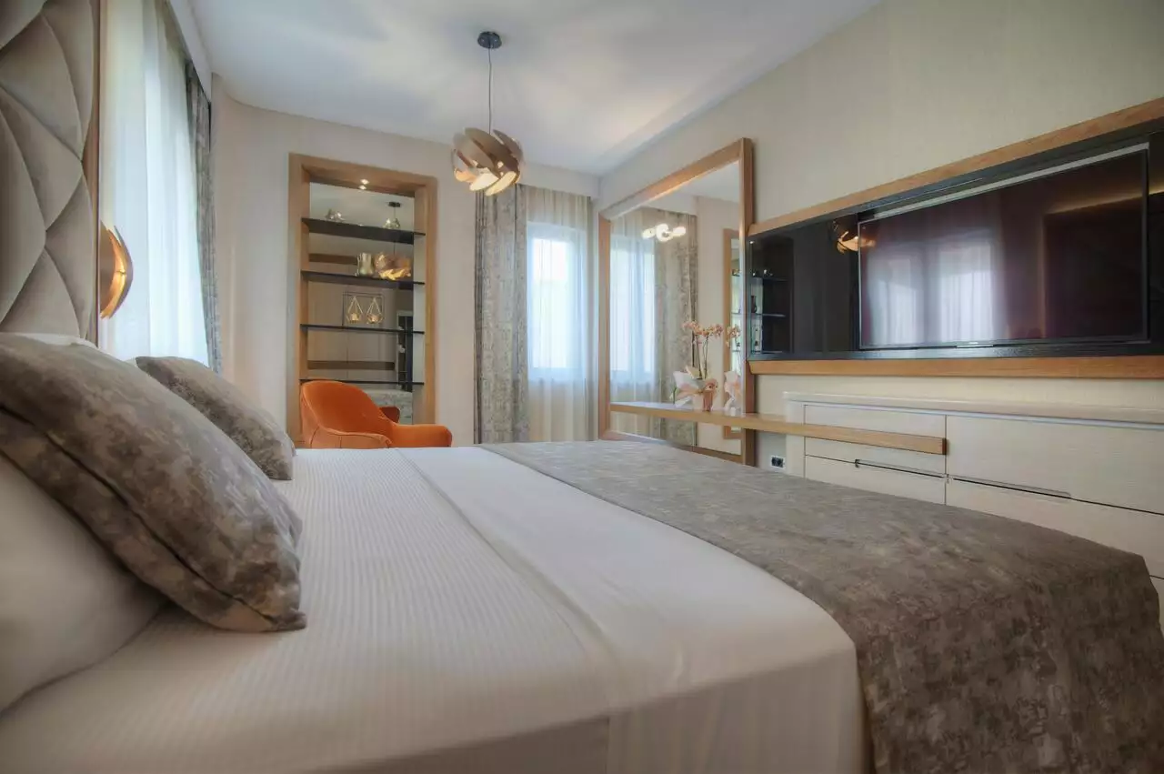 Villa 190m² in Montenegro, Budva. Priced at 1000000€ rent photo-16