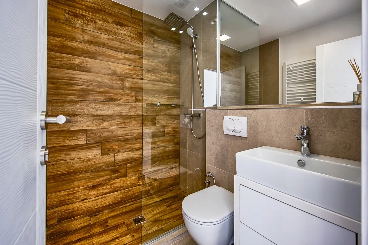 Villa 180m² in Montenegro, Tivat. Priced at 550000€ rent photo-5