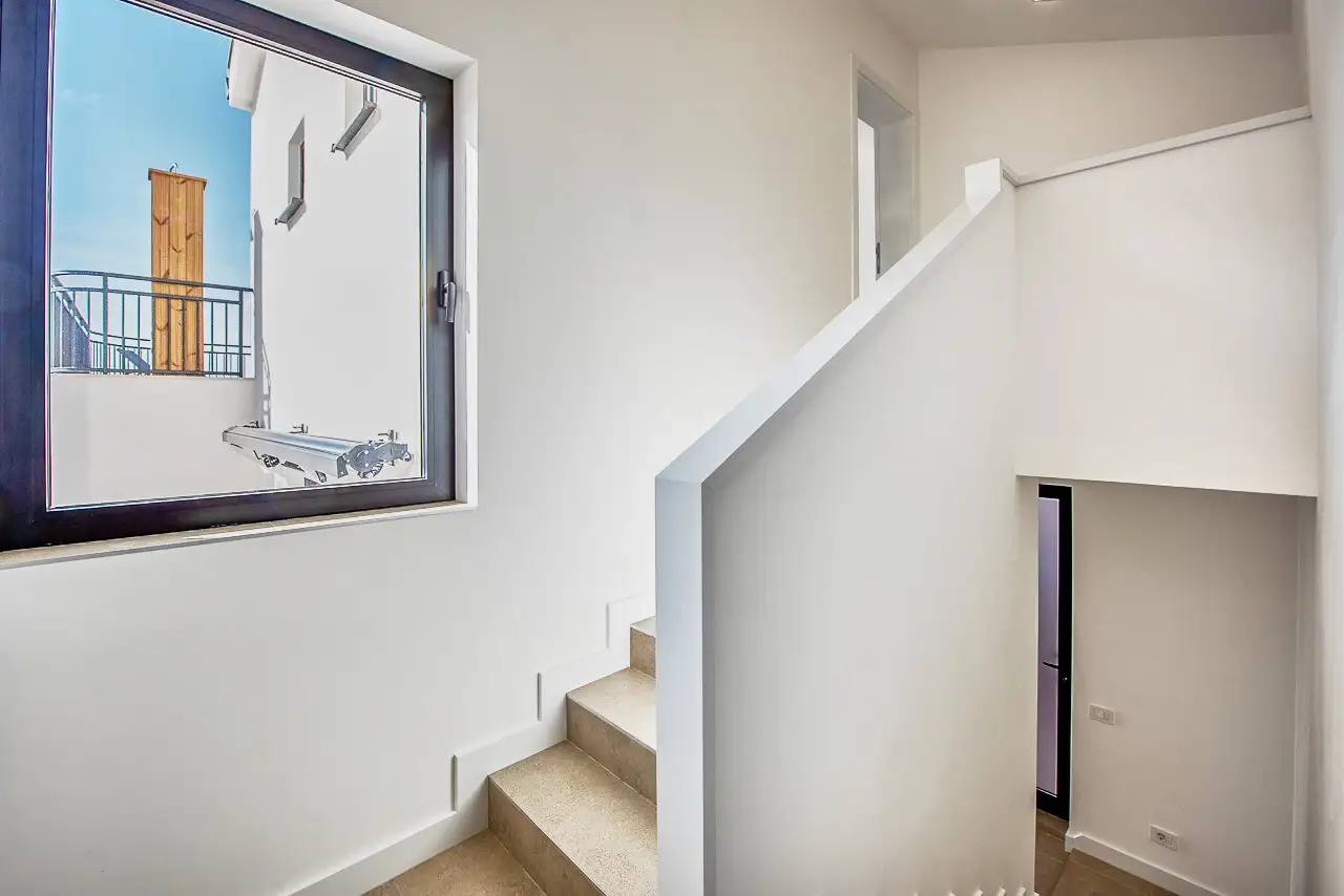 Villa 180m² in Montenegro, Tivat. Priced at 550000€ rent photo-28