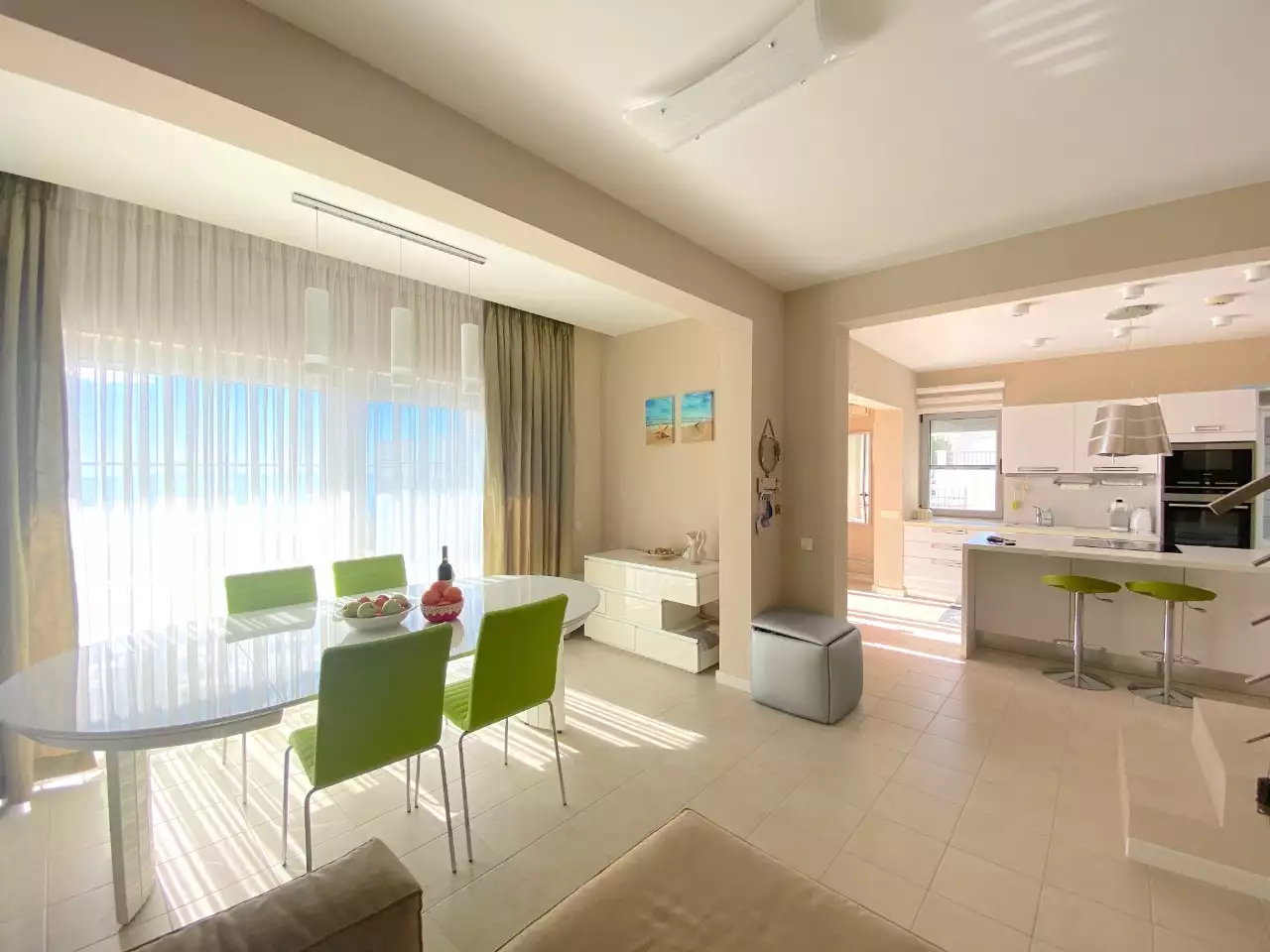 Villa 250m² in Montenegro, Sveti Stefan. Priced at 650000€ rent photo-14