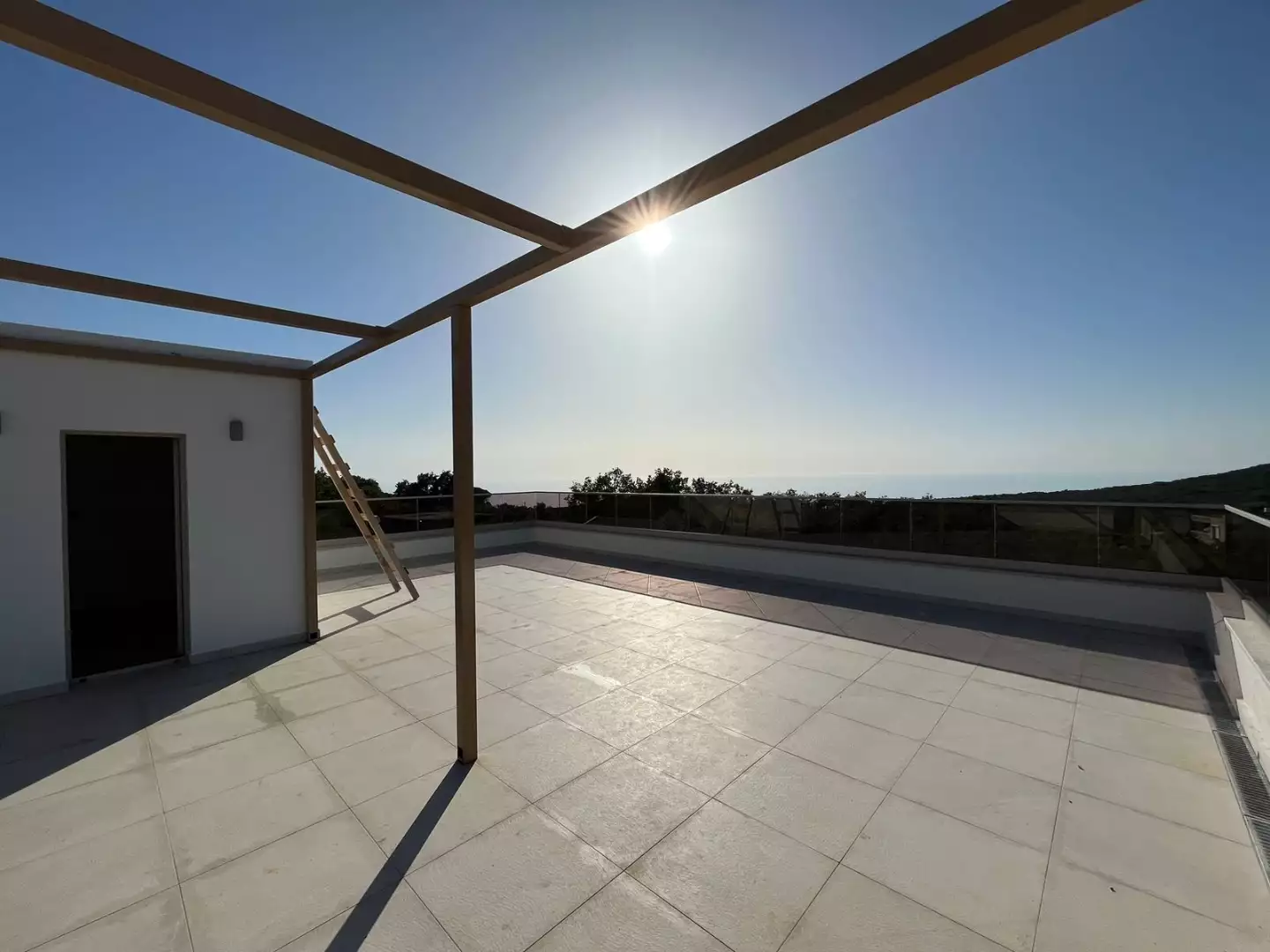 Villa 227m² in Montenegro, Krimovica. Priced at 780000€ rent photo-7
