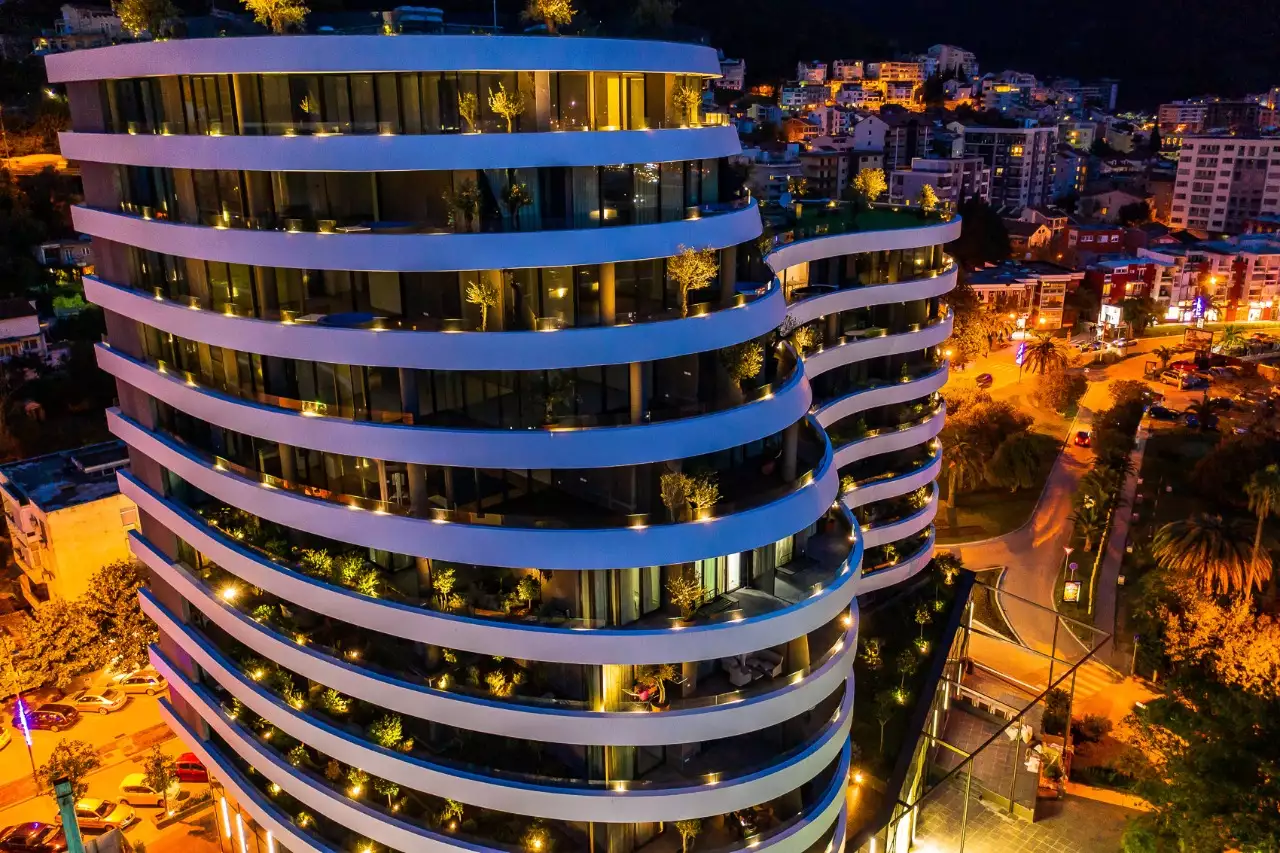Flat 137m² in Montenegro, Budva. Priced at 1380000€ rent photo-6