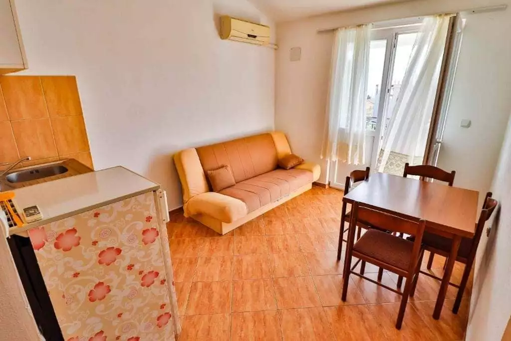 Hotels 340m² in Montenegro, Dobra Voda. Priced at 300000€ rent photo-8