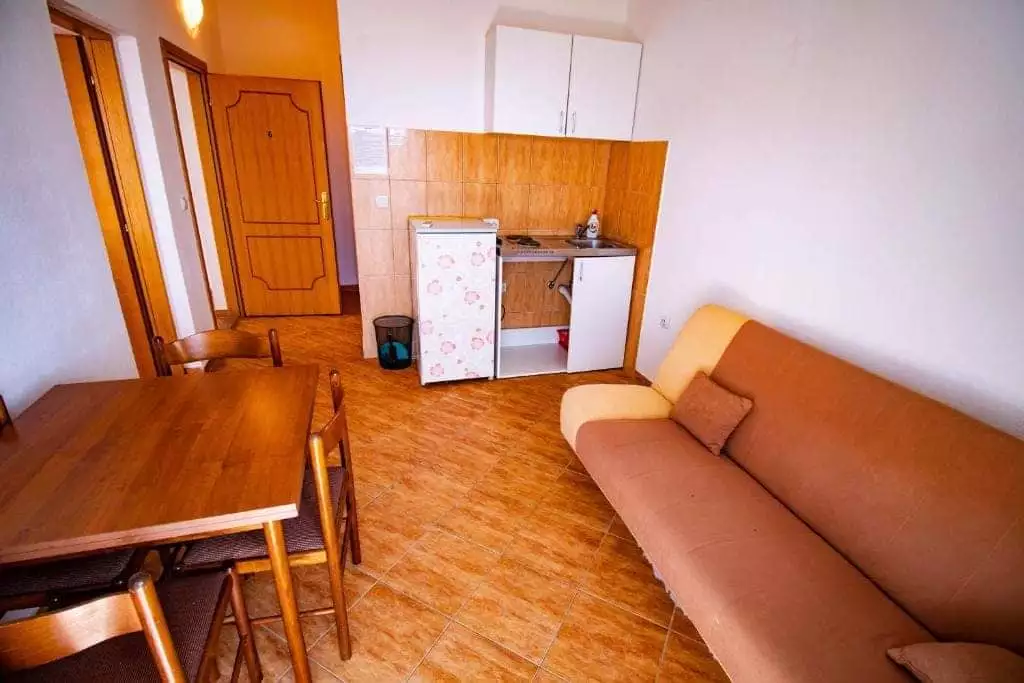 Hotels 340m² in Montenegro, Dobra Voda. Priced at 300000€ rent photo-11