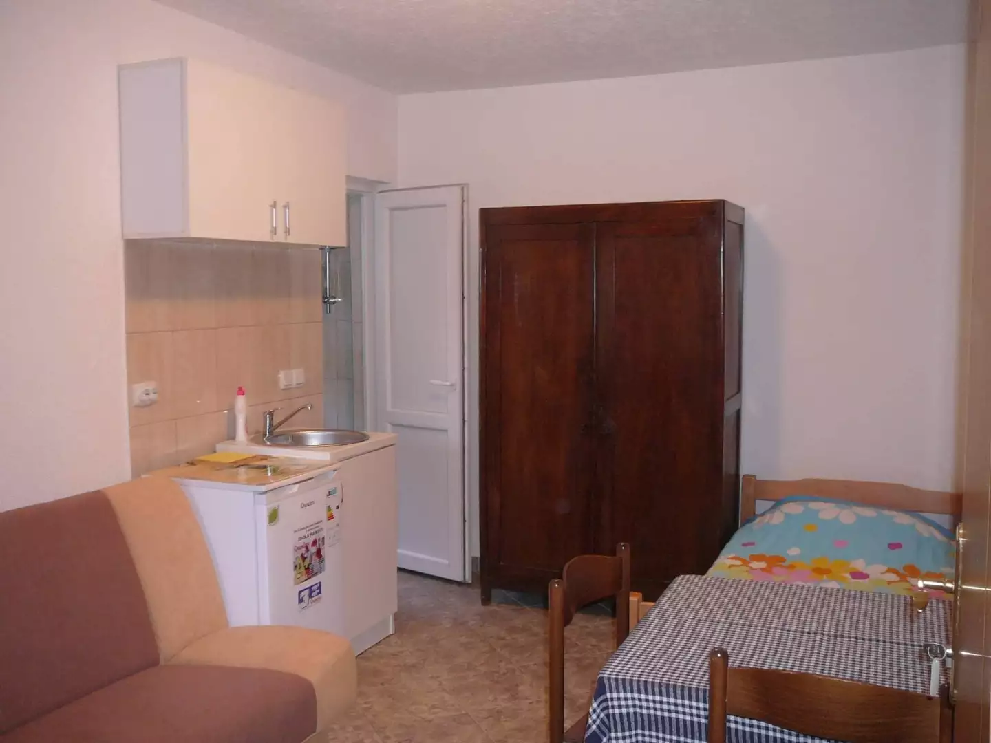 Hotels 340m² in Montenegro, Dobra Voda. Priced at 300000€ rent photo-15