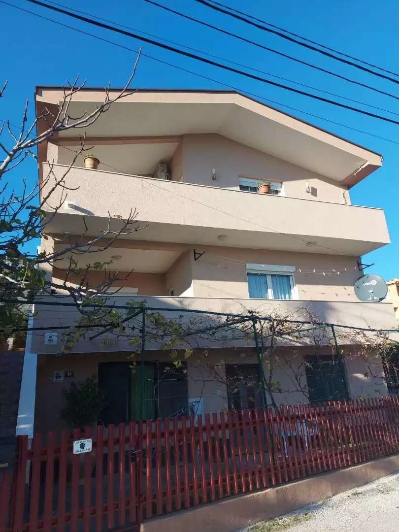 House 260m² in Montenegro, Bar. Priced at 295000€ rent photo-12