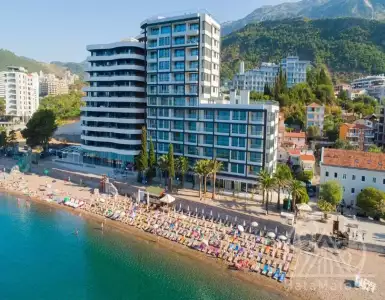 Buy in Montenegro for 560700€