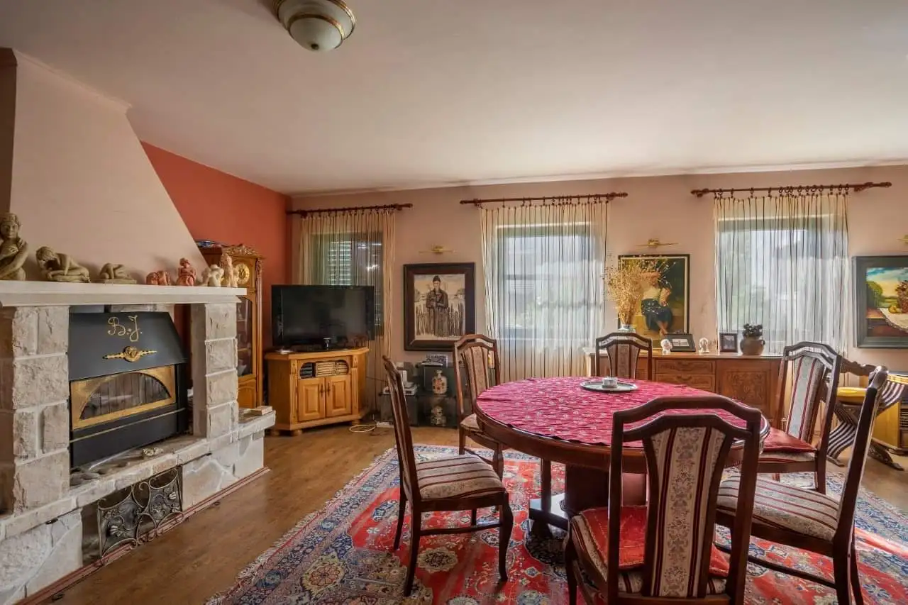 House 255m² in Montenegro, Strp. Priced at 550000€ rent photo-5