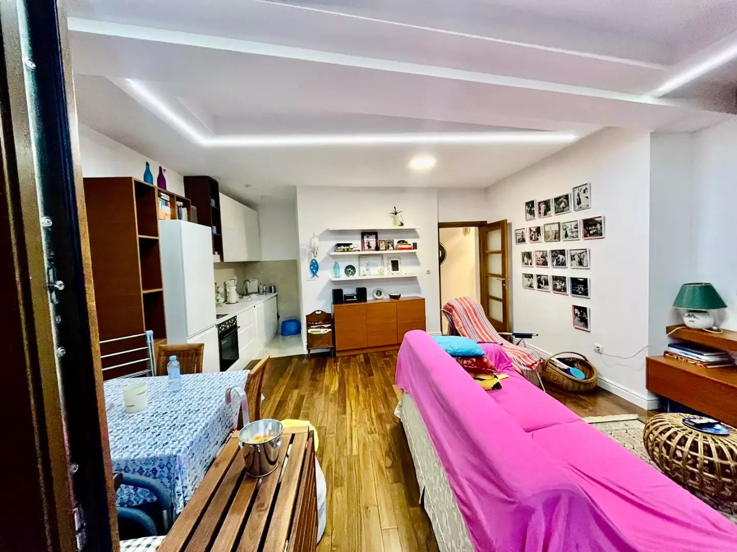 Flat 54m² in Montenegro, Rafailovici. Priced at 120000€ rent photo-13