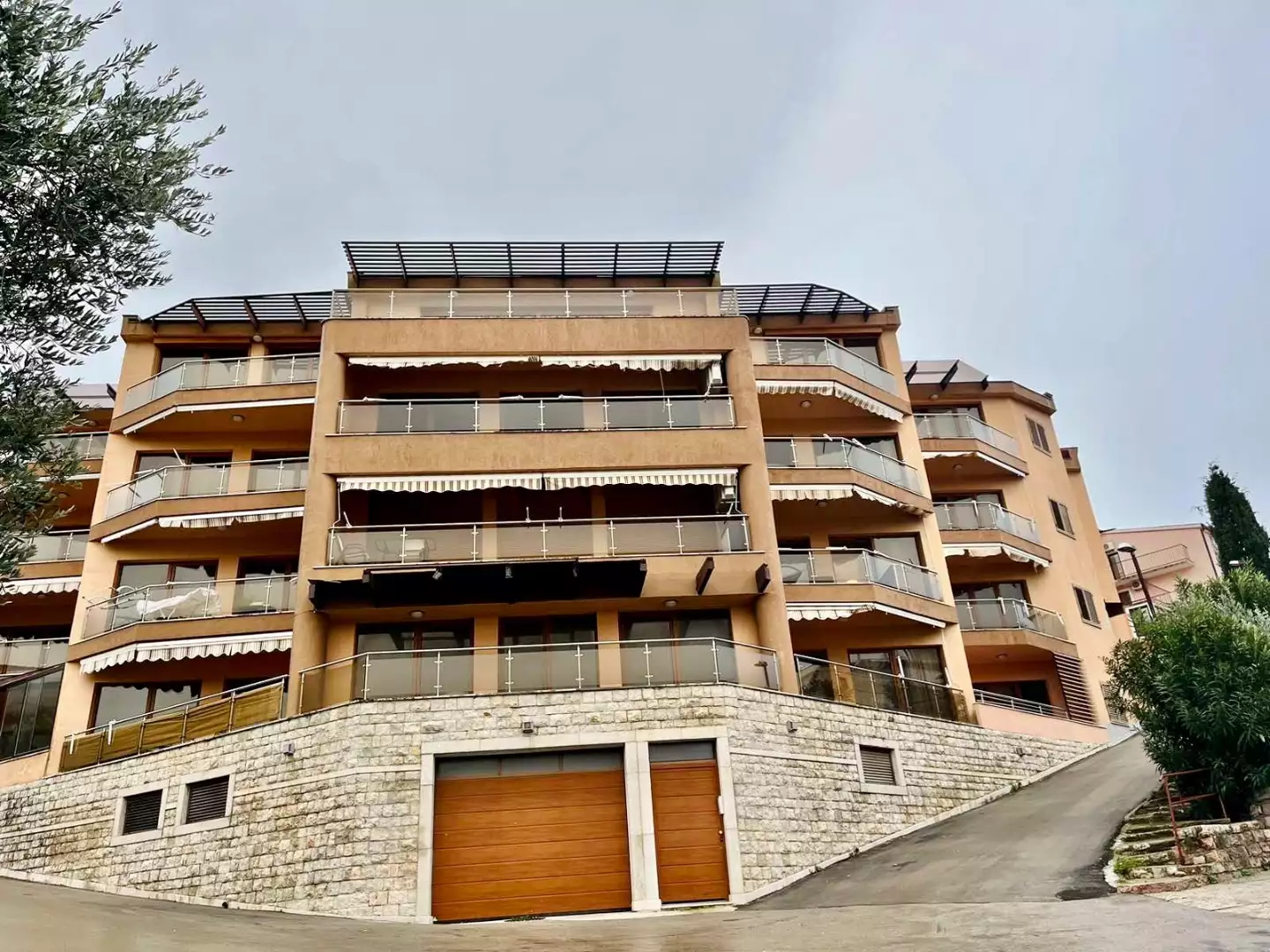 Flat 54m² in Montenegro, Rafailovici. Priced at 120000€ rent photo-14