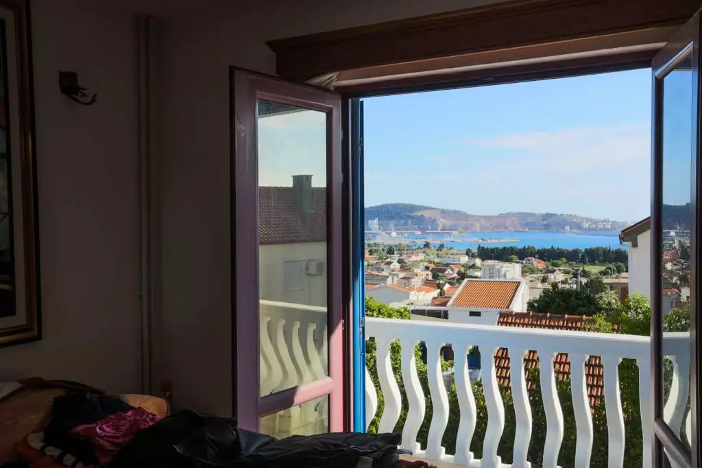 House 400m² in Montenegro, Bar. Priced at 500000€ rent photo-5