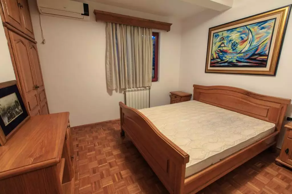 House 400m² in Montenegro, Bar. Priced at 500000€ rent photo-7
