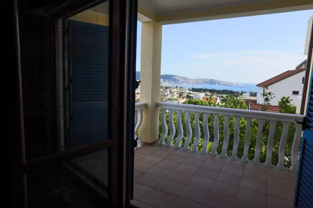 House 400m² in Montenegro, Bar. Priced at 500000€ rent photo-10