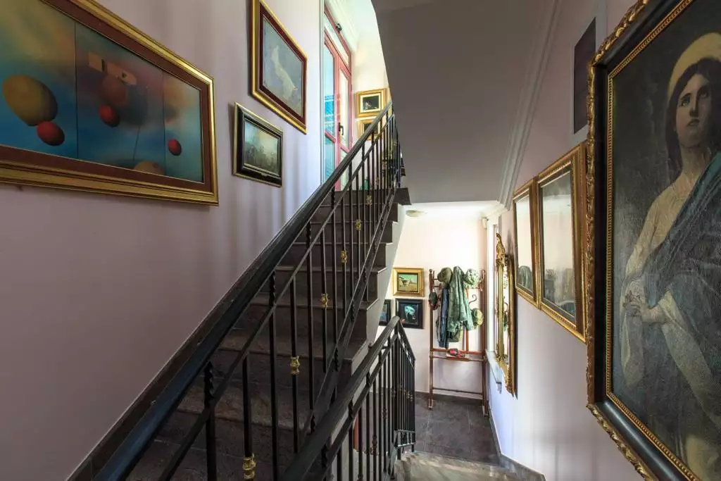 House 400m² in Montenegro, Bar. Priced at 500000€ rent photo-17