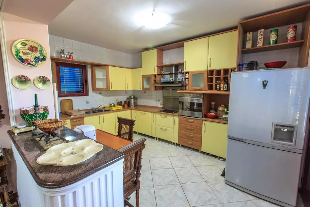 House 400m² in Montenegro, Bar. Priced at 500000€ rent photo-24