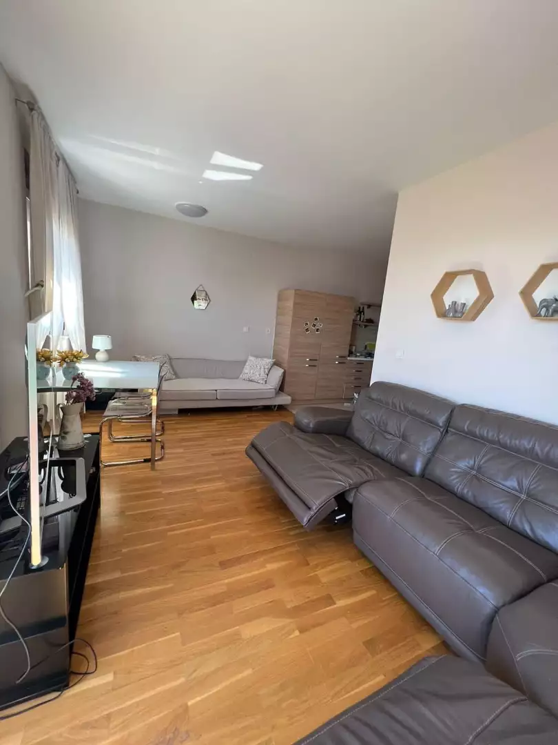 Flat 75m² in Montenegro, Budva. Priced at 210000€ rent photo-5