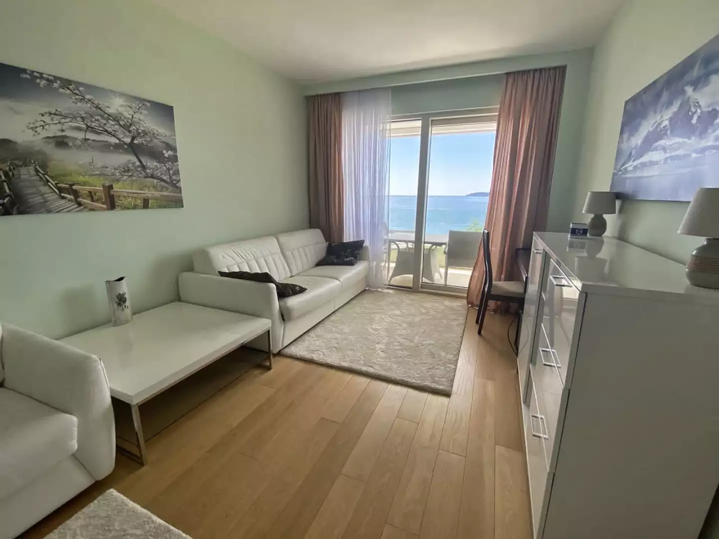 Flat 149m² in Montenegro, Rafailovici. Priced at 700000€ rent photo-8