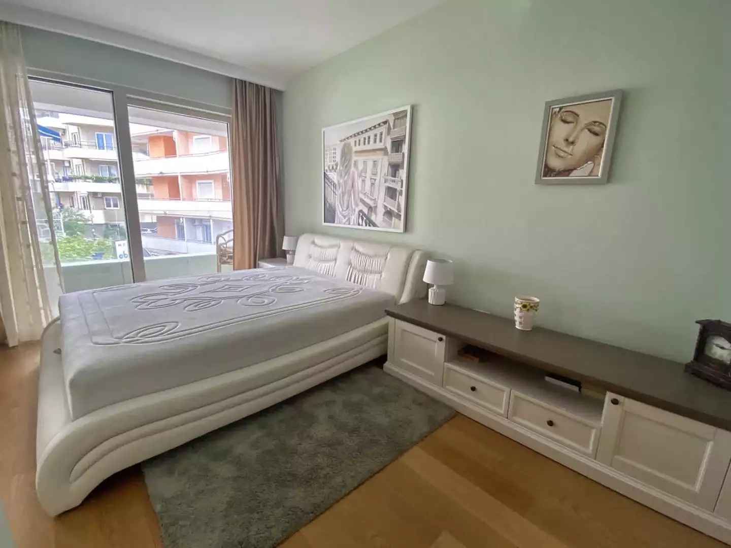 Flat 149m² in Montenegro, Rafailovici. Priced at 700000€ rent photo-11