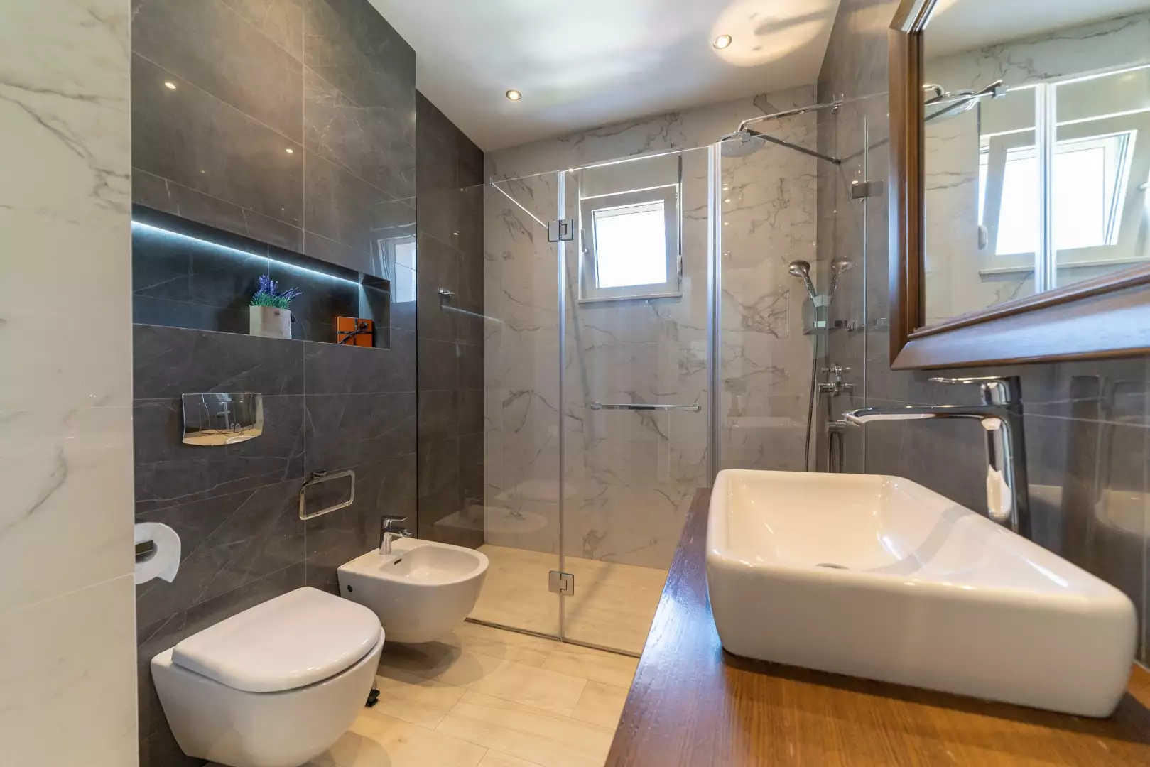 Flat 121m² in Montenegro, Budva. Priced at 450000€ rent photo-21