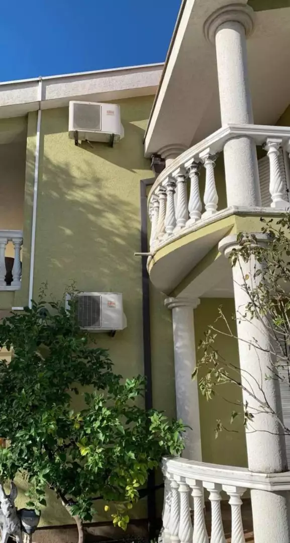 House 280m² in Montenegro, Bar. Priced at 405000€ rent photo-10