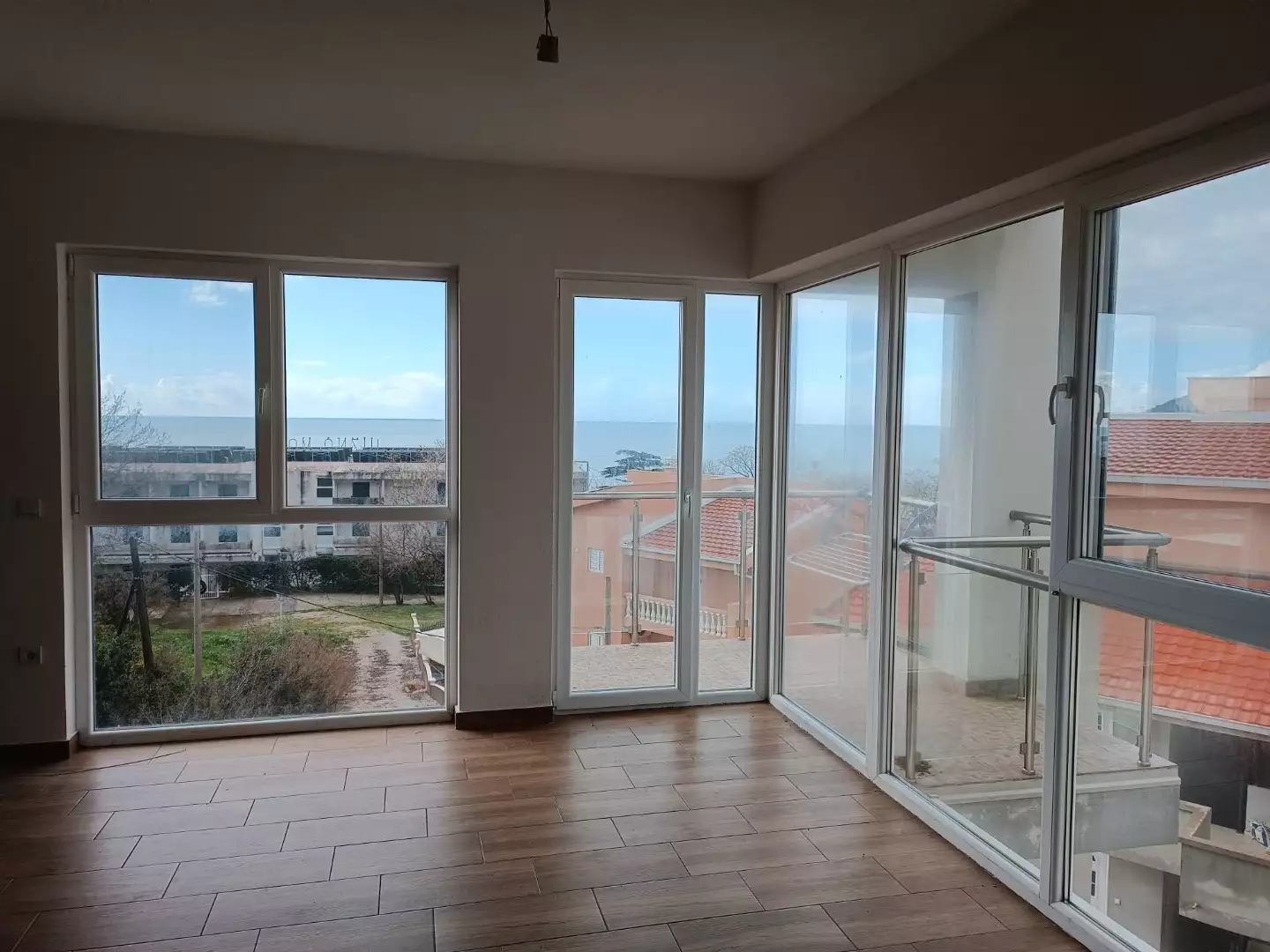 Flat 76m² in Montenegro, Sutomore. Priced at 166000€ rent photo-2