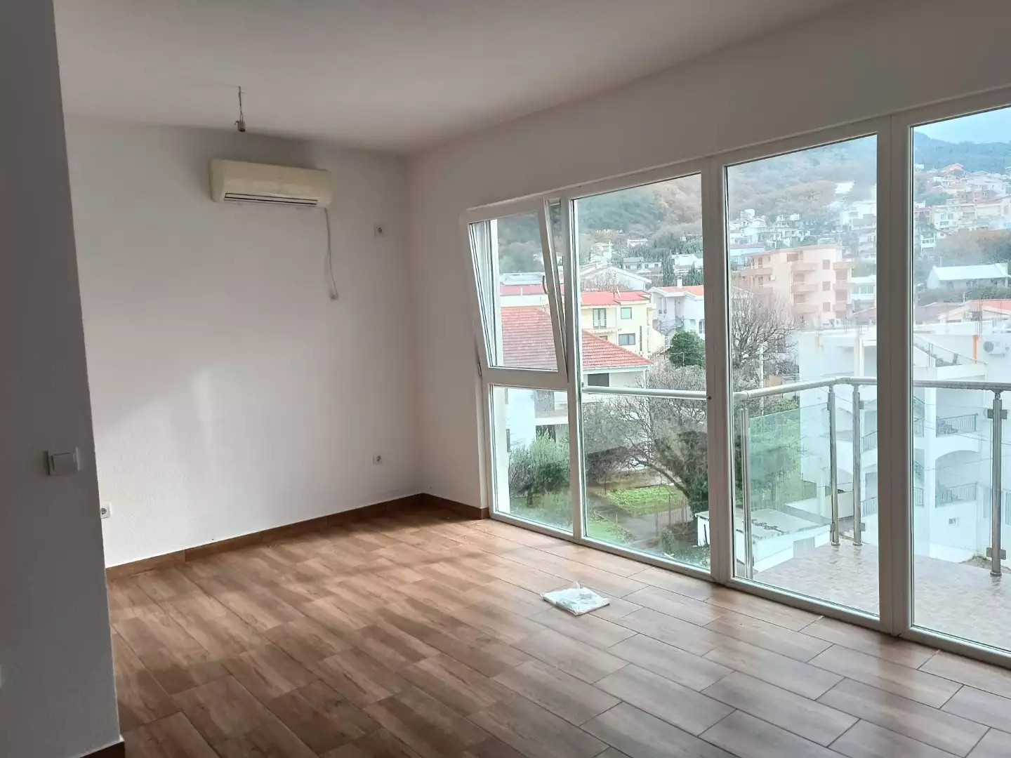 Flat 35m² in Montenegro, Sutomore. Priced at 78750€ rent photo-4