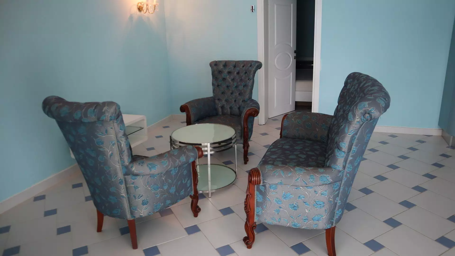 Villa 224m² in Montenegro, Krasici. Priced at 750000€ rent photo-18