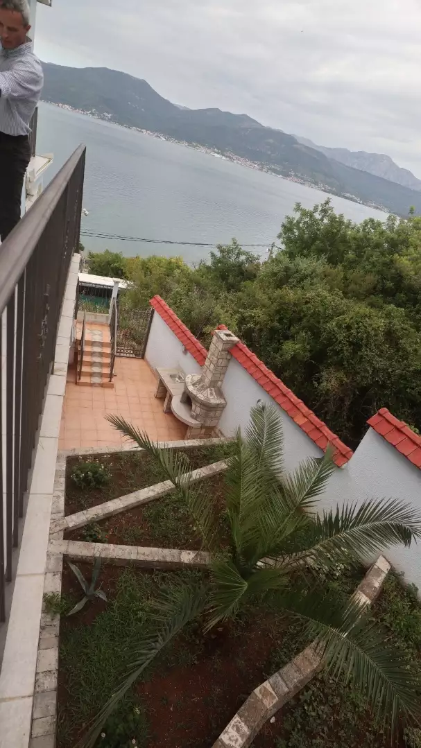 Villa 224m² in Montenegro, Krasici. Priced at 750000€ rent photo-22