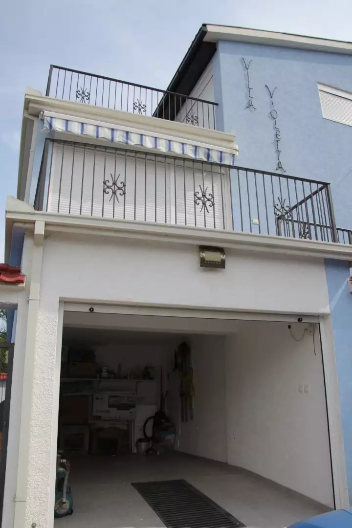 Villa 224m² in Montenegro, Krasici. Priced at 750000€ rent photo-23