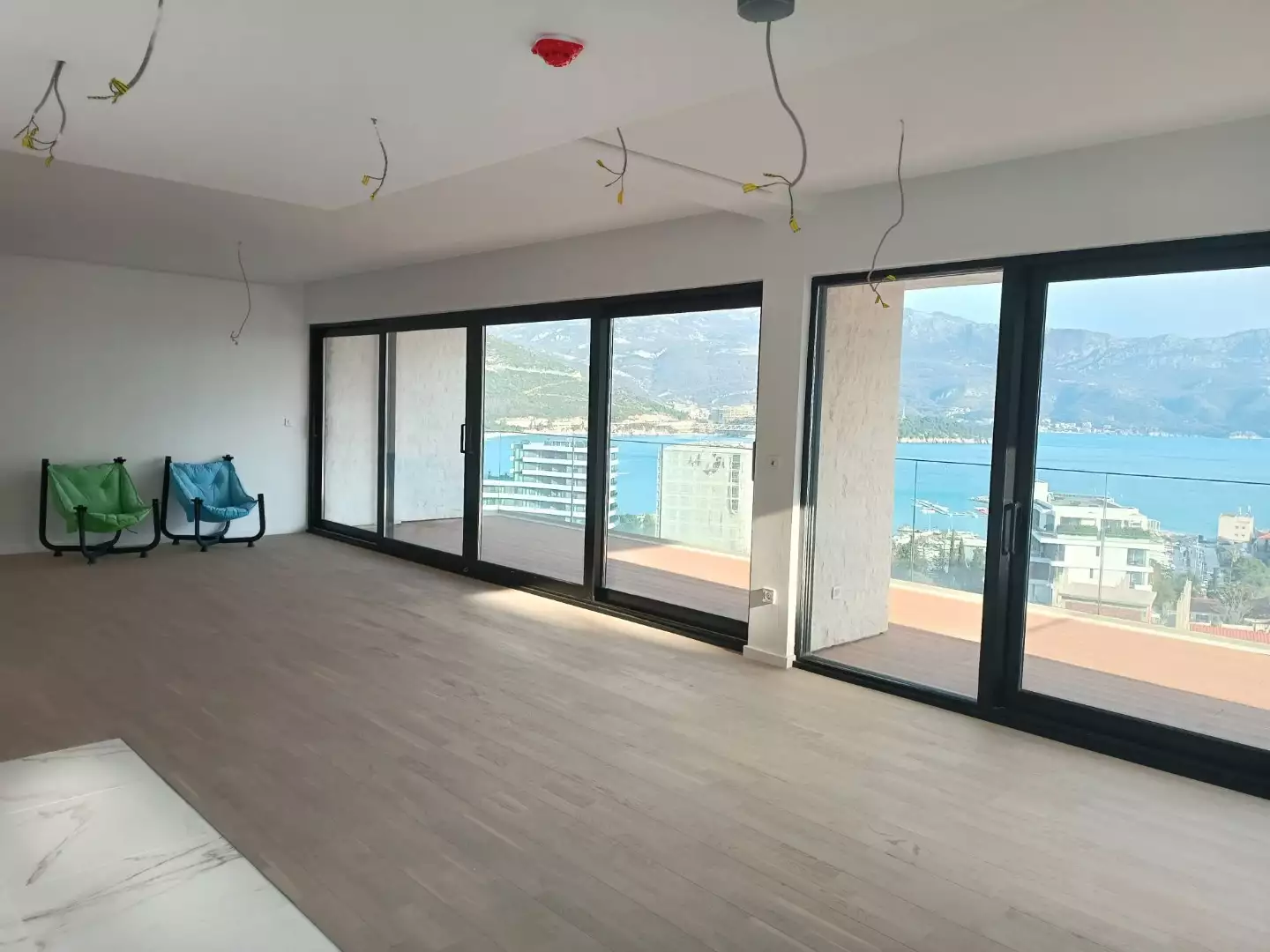 Flat 111m² in Montenegro, Budva. Priced at 483000€ rent photo-6