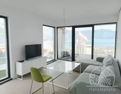Buy in Montenegro for 275007€