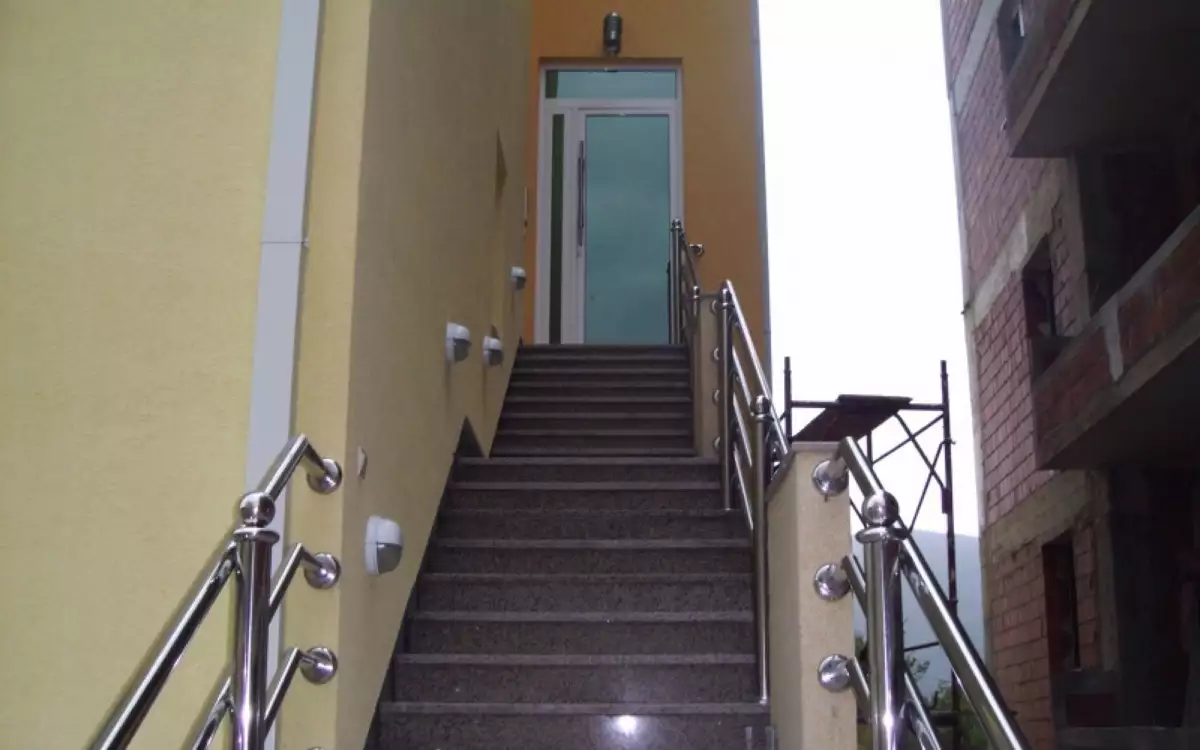 Flat 107m² in Montenegro, Budva. Priced at 151500€ rent photo-9