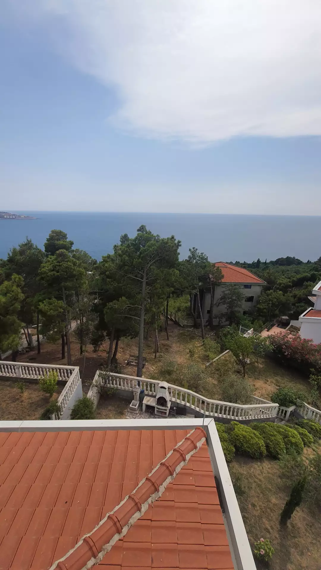 Villa 307m² in Montenegro, Bar. Priced at 650000€ rent photo-4