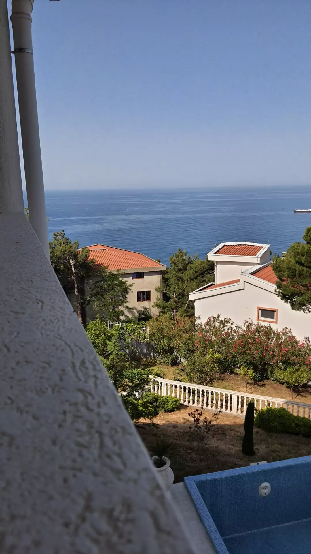 Villa 307m² in Montenegro, Bar. Priced at 650000€ rent photo-19
