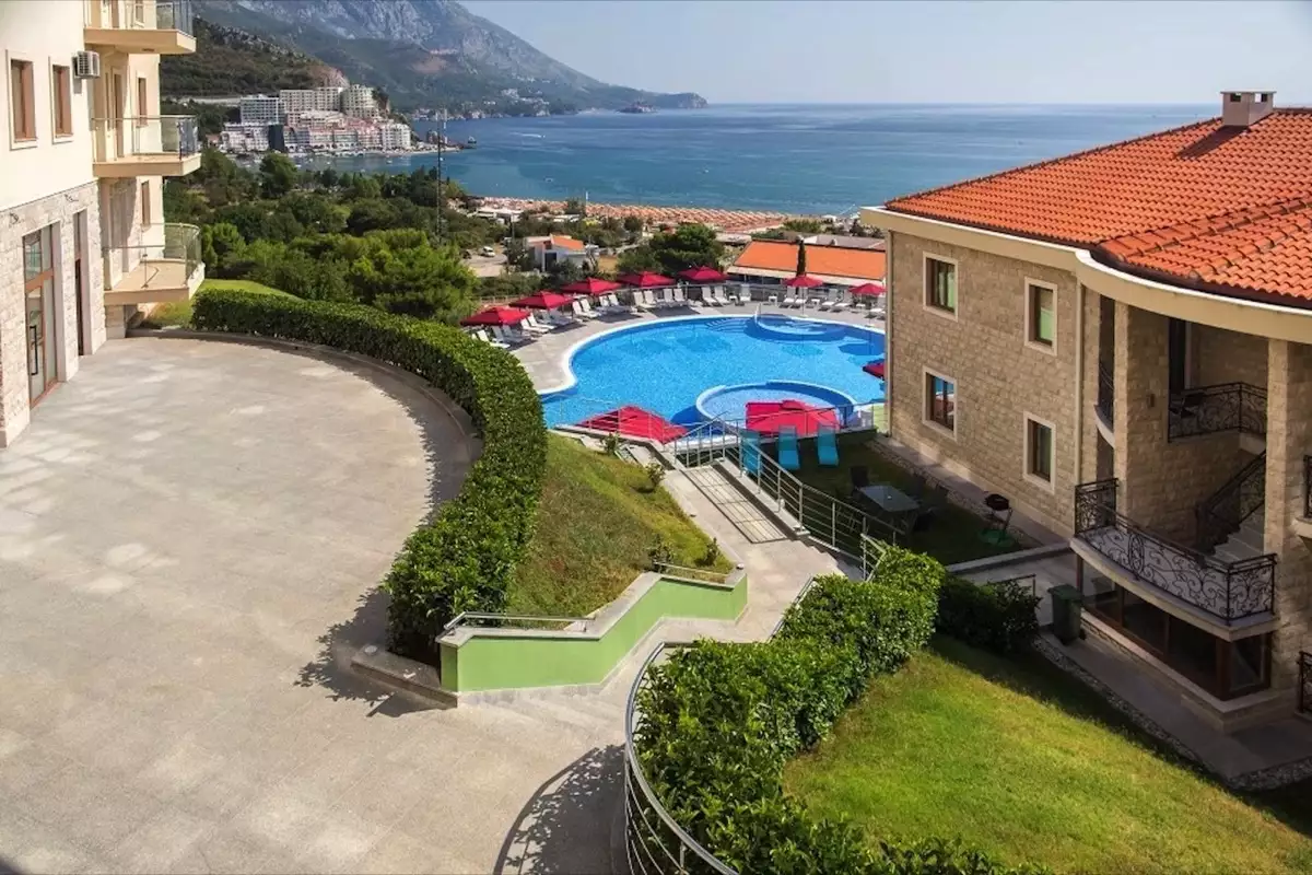 Flat 51m² in Montenegro, Becici. Priced at 160000€ rent photo-16